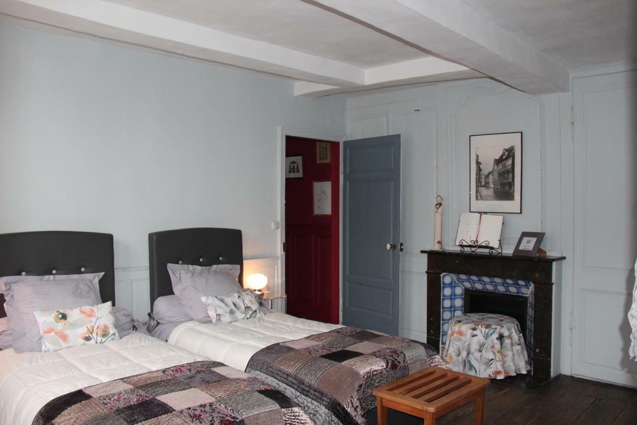 Bed and Breakfast Les Capucines Абвиль Экстерьер фото